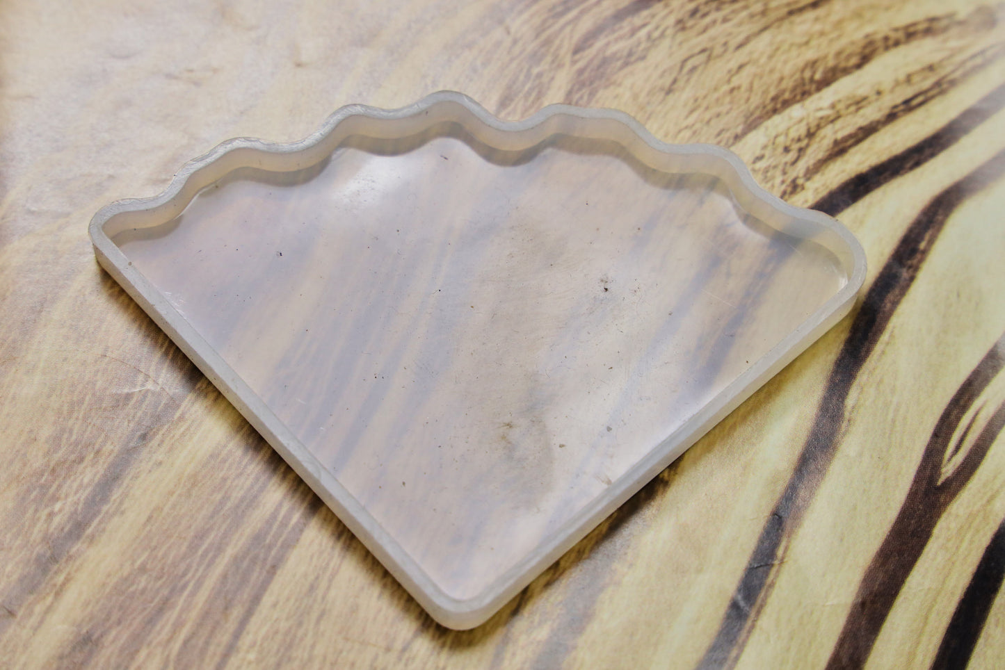 4" Half Triangle Mould