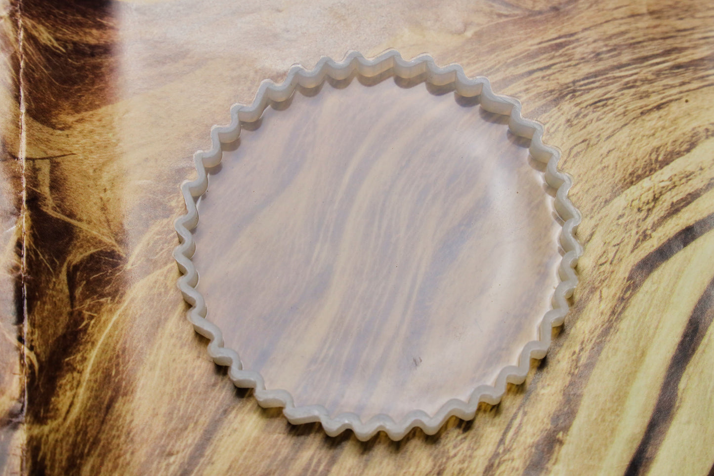 4” Round Zig Zag Mould